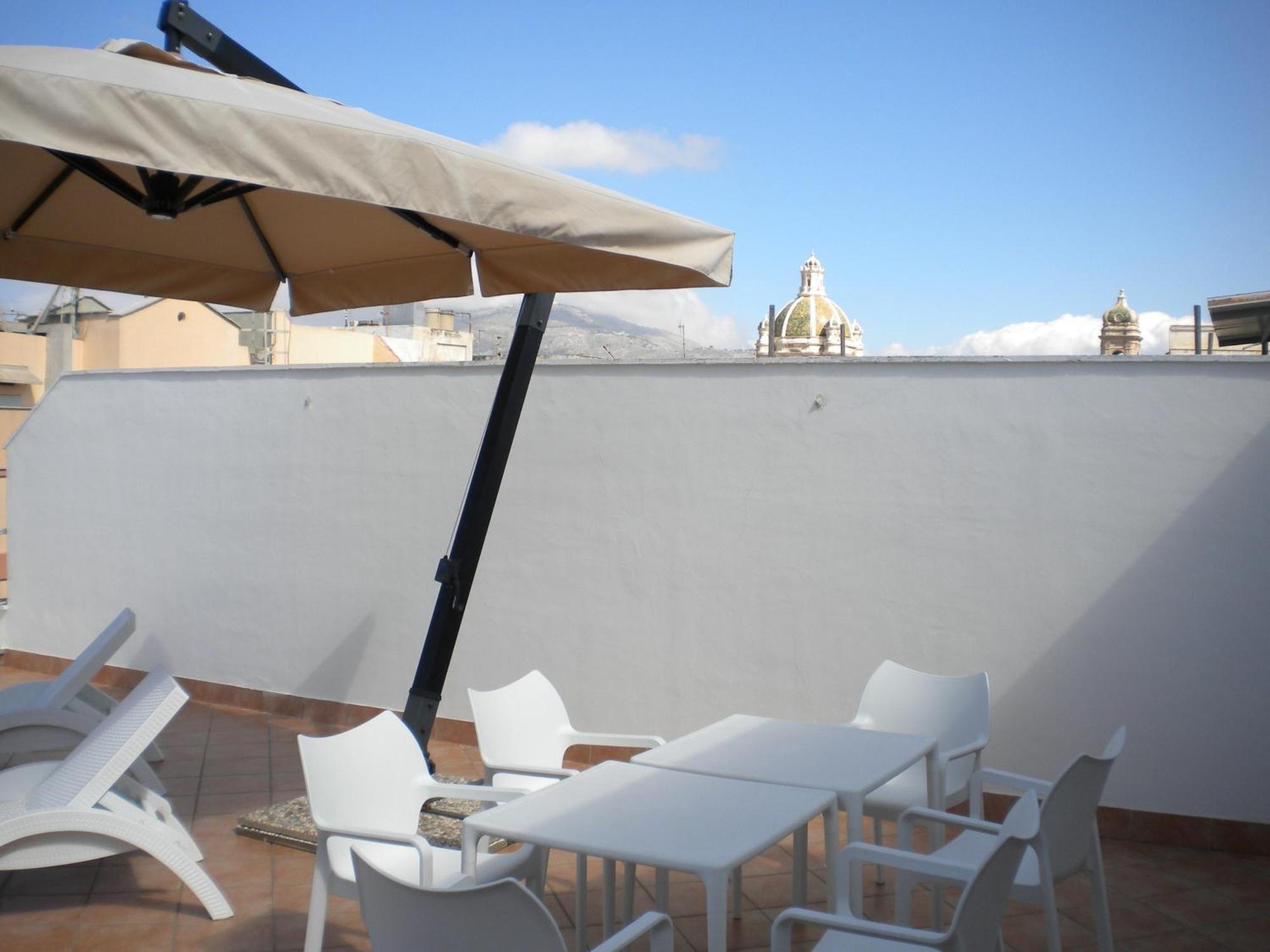 Palazzo Ossuna Trapani Eksteriør bilde